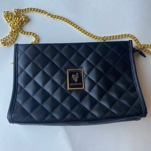 Younique Shoulder Bag